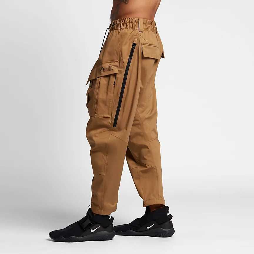 Nike ACG карго штани