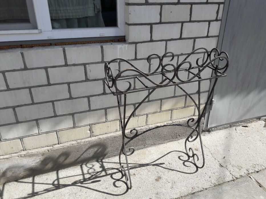Подставки для цветов