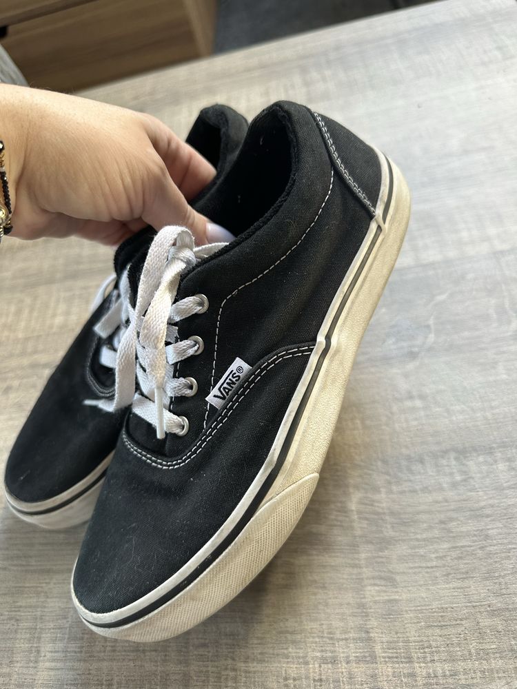Vans buty czarne dportowe rozmiar 35
