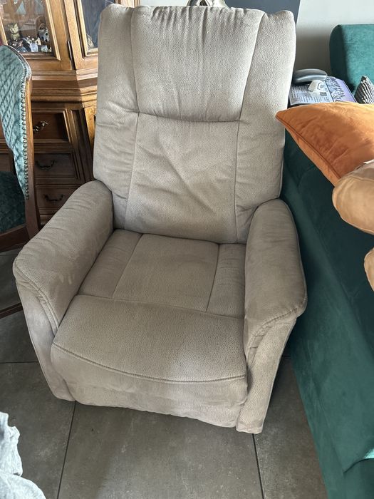 Fotel relaksacyjny elektryczny skora