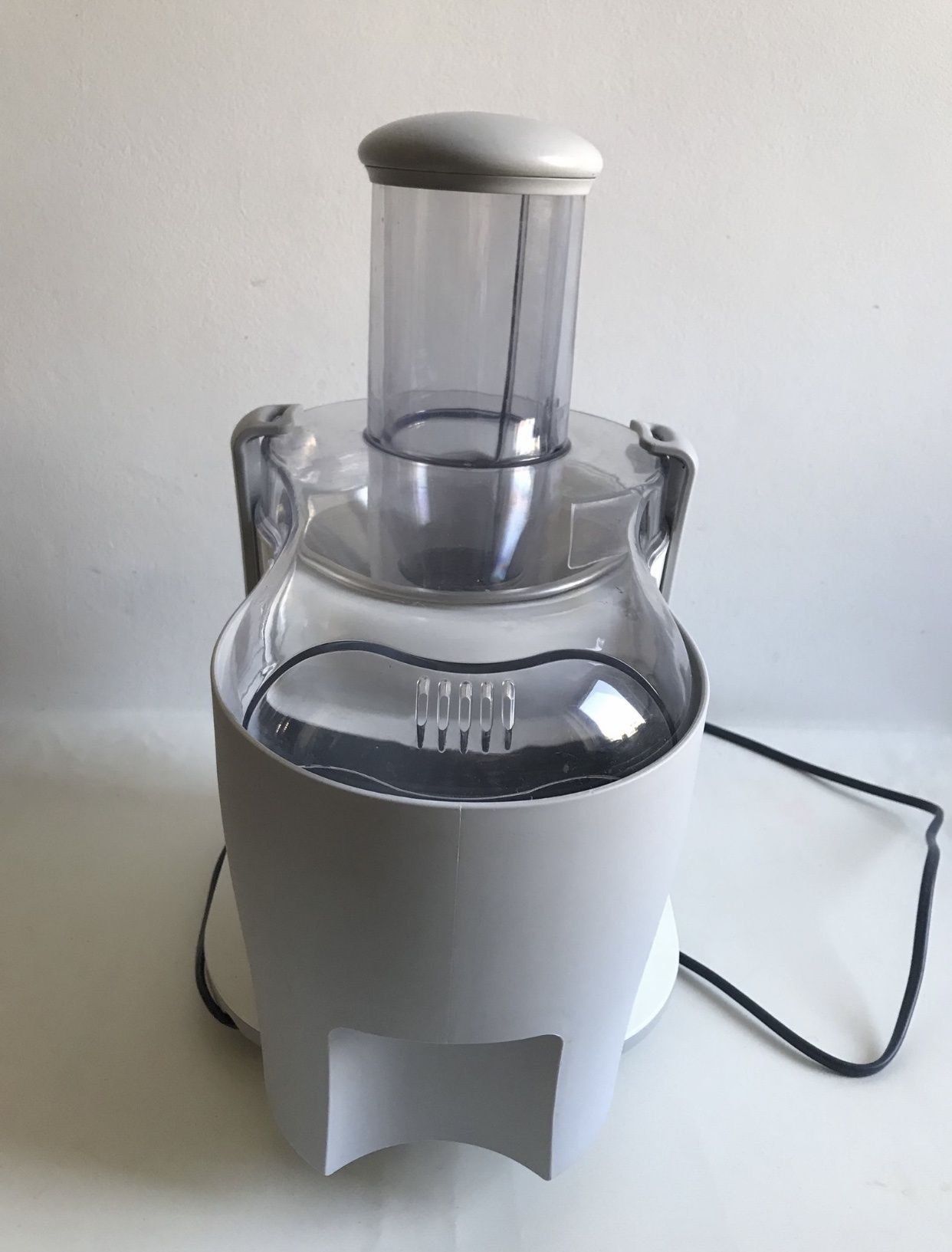 Wyciskarka Kenwood JE 680