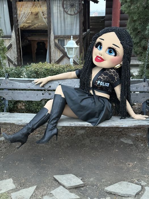 Ростова лялька стриптизерша