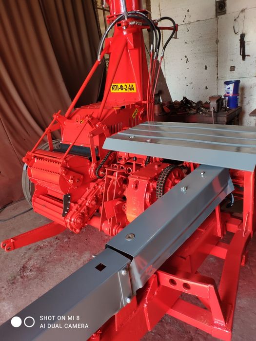 Кормозбиральні комбайни КПІ-2,4 та РОСЬ-2