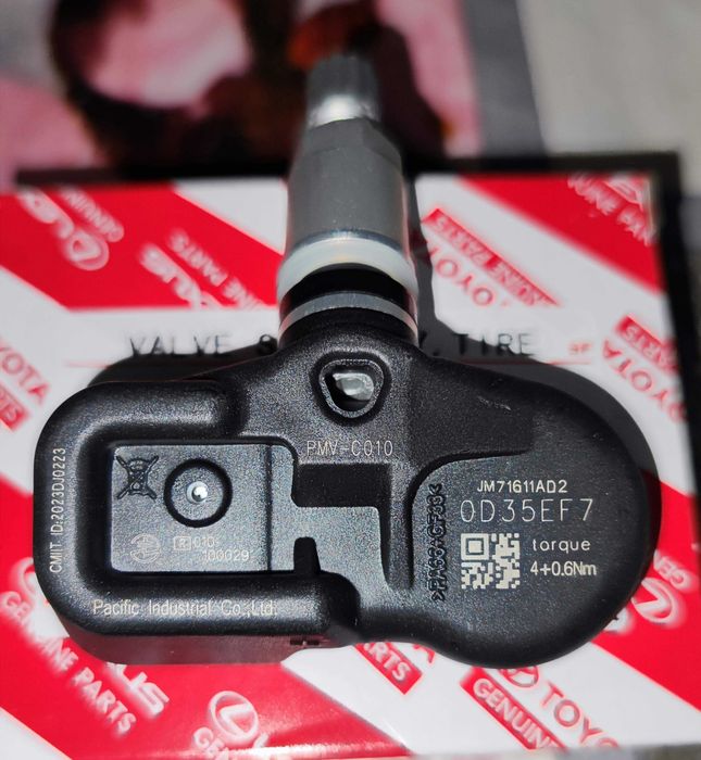 Датчик клапан тиску повітря в шинах 4шт