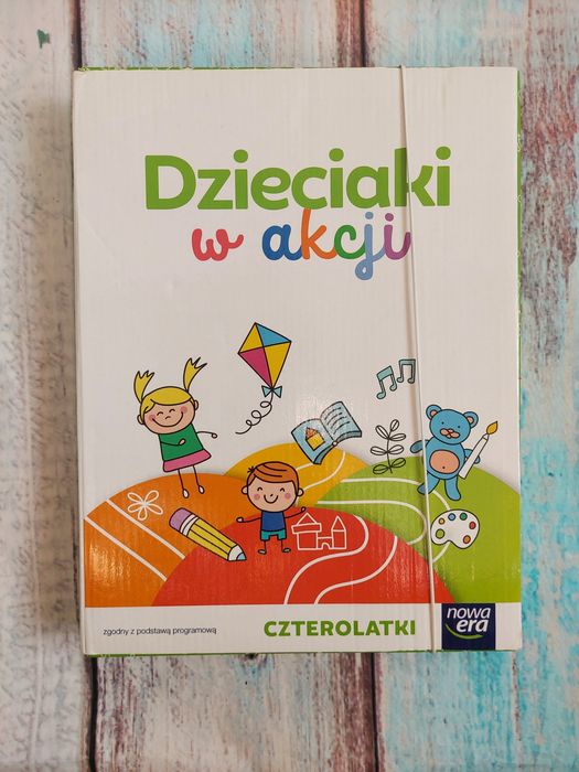 Wyprawka dla czterolatka Dzieciaki w akcji  Nowa Era