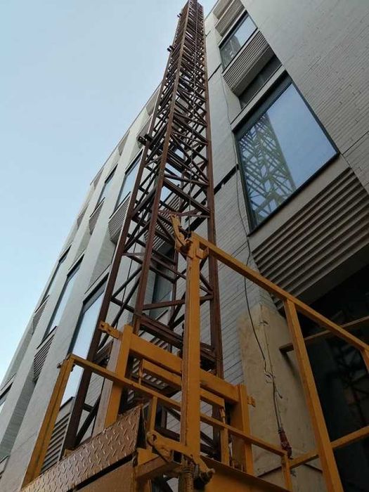 Фасадна люлька ZLP630. Підйомник будівельний. Оренда. Доставка.