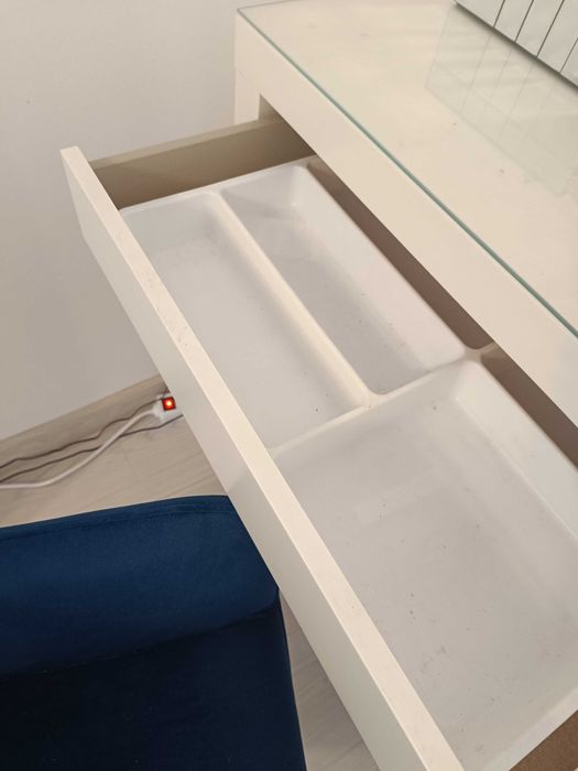 Toaletka i wkłady IKEA, Fotel welurowy , Lustro IKEA