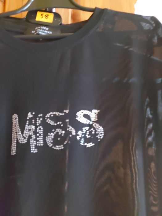 Tshirt śiatkowy dziewczęcy rozmiar S firma Bershka