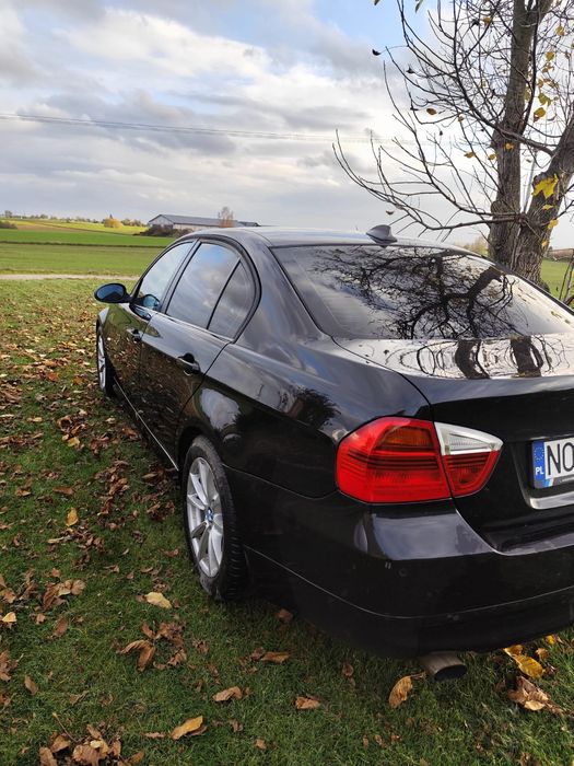 BMW E90 2.0 150km automat