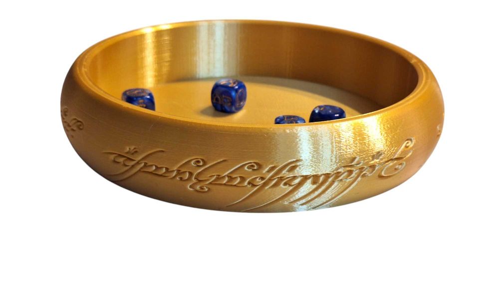 Tacka na kości motyw pasujący do Władca Pierścieni Wojna o pierścień