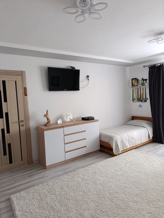 Квартира 2 кімнатних 80м2 вул.Корольова