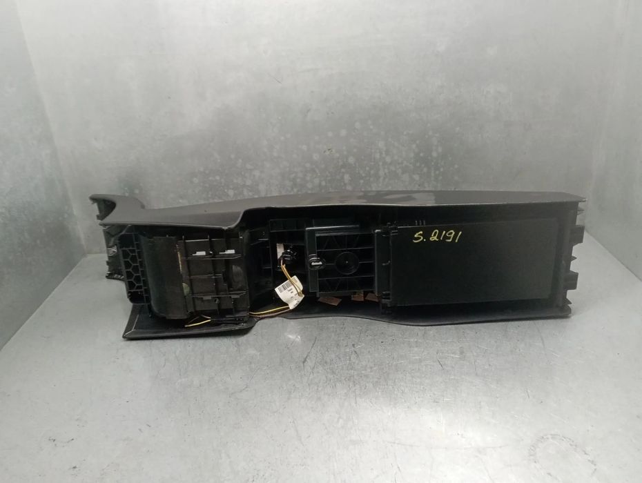 Apoio de braço MERCEDES-BENZ CLS (C219)