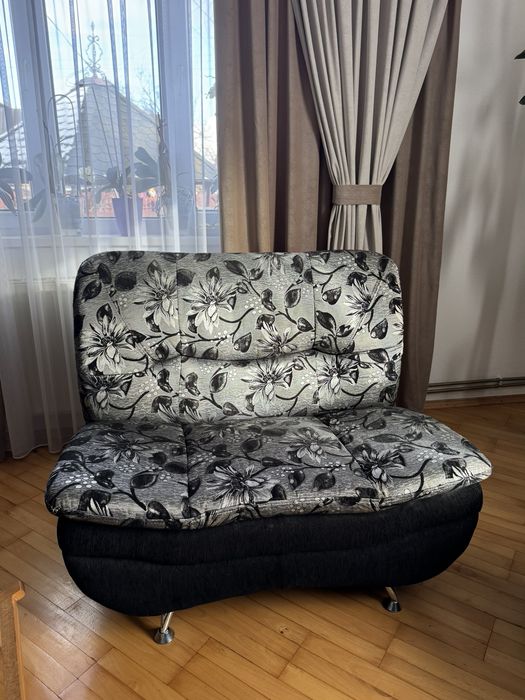 Диван розкладний з кріслами