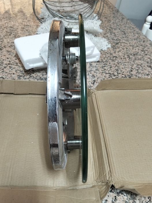 Balança de wc usada