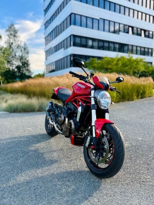 Ducati Monster 1200/1200s Фара/вилка …