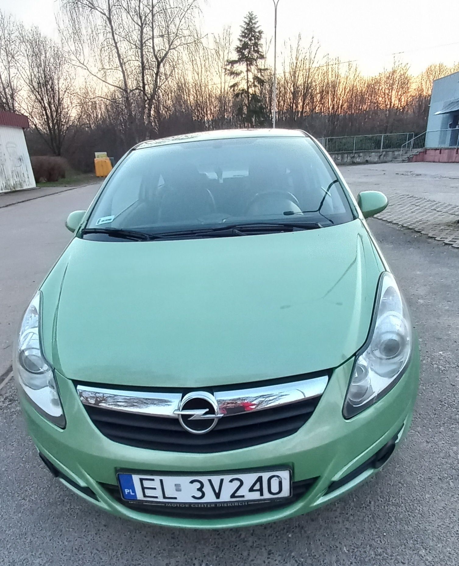 Opel corsa  D 2010