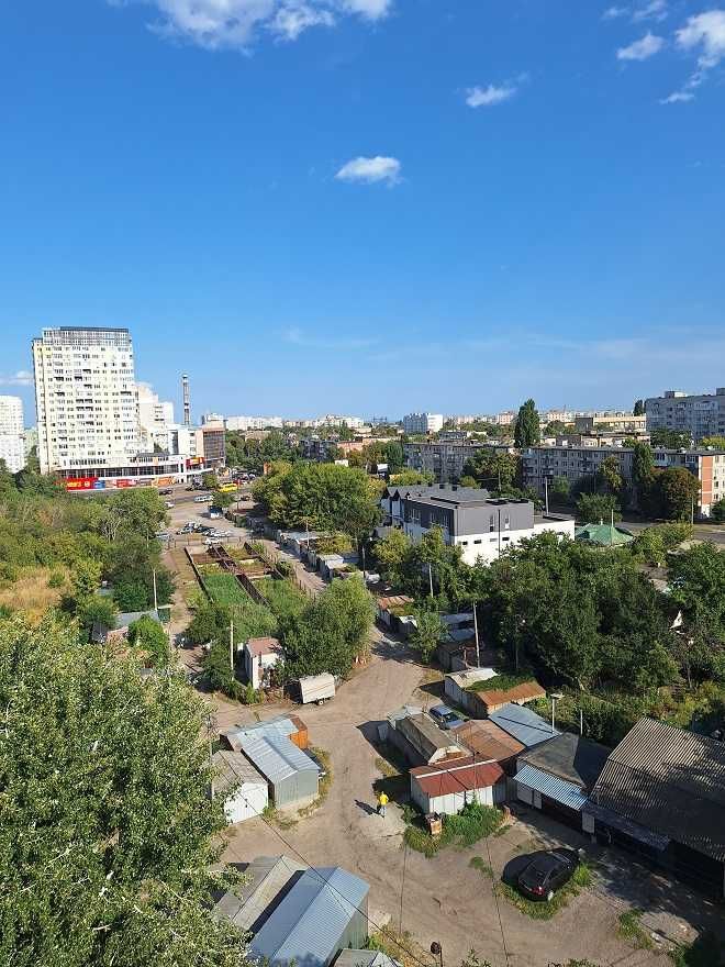 Продаж 2-кім кв, тихий центр, р-н "Апельсин". Заходь і живи!