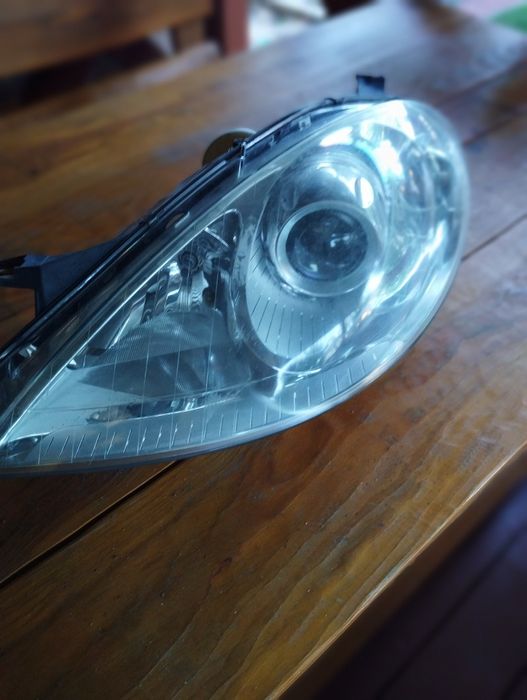 Sprzedam lampy Mercedes