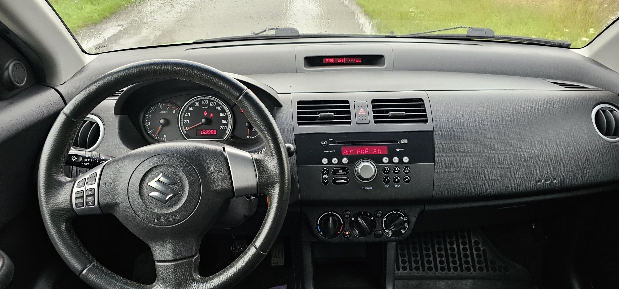 Suzuki Swift. Klimatyzacja, zadbany