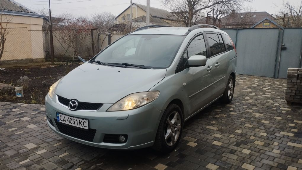 MAZDA 5 . 7 мест