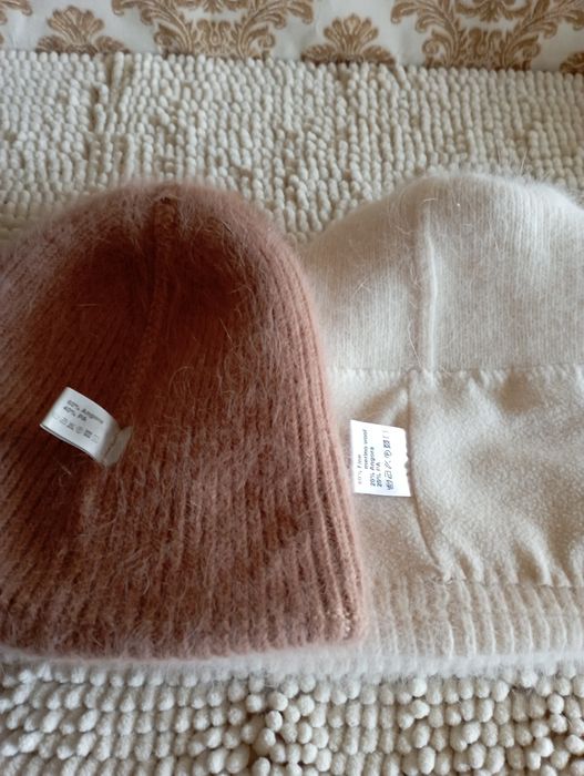 Шапка  ангора 2 шт  цвет экрю нудовый и молочный
