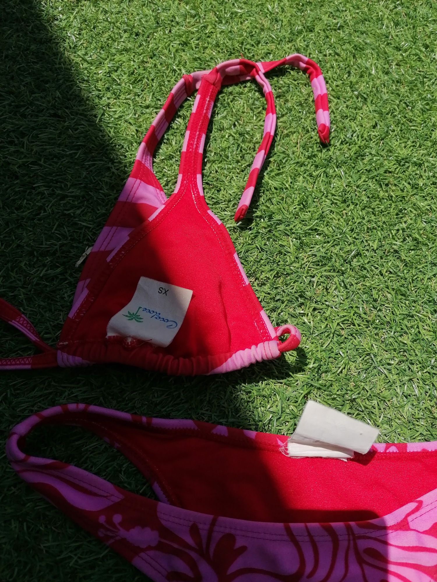 Bikini Rosa e vermelho