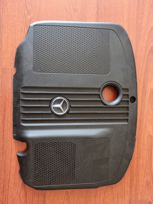 Mercedes w204 w212 classes C e E tampa do motor