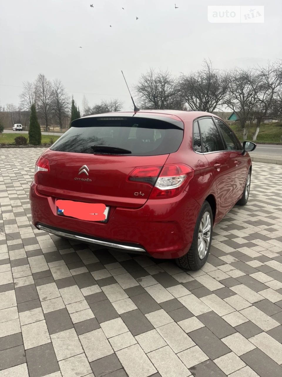 Продам машину Citroen C4