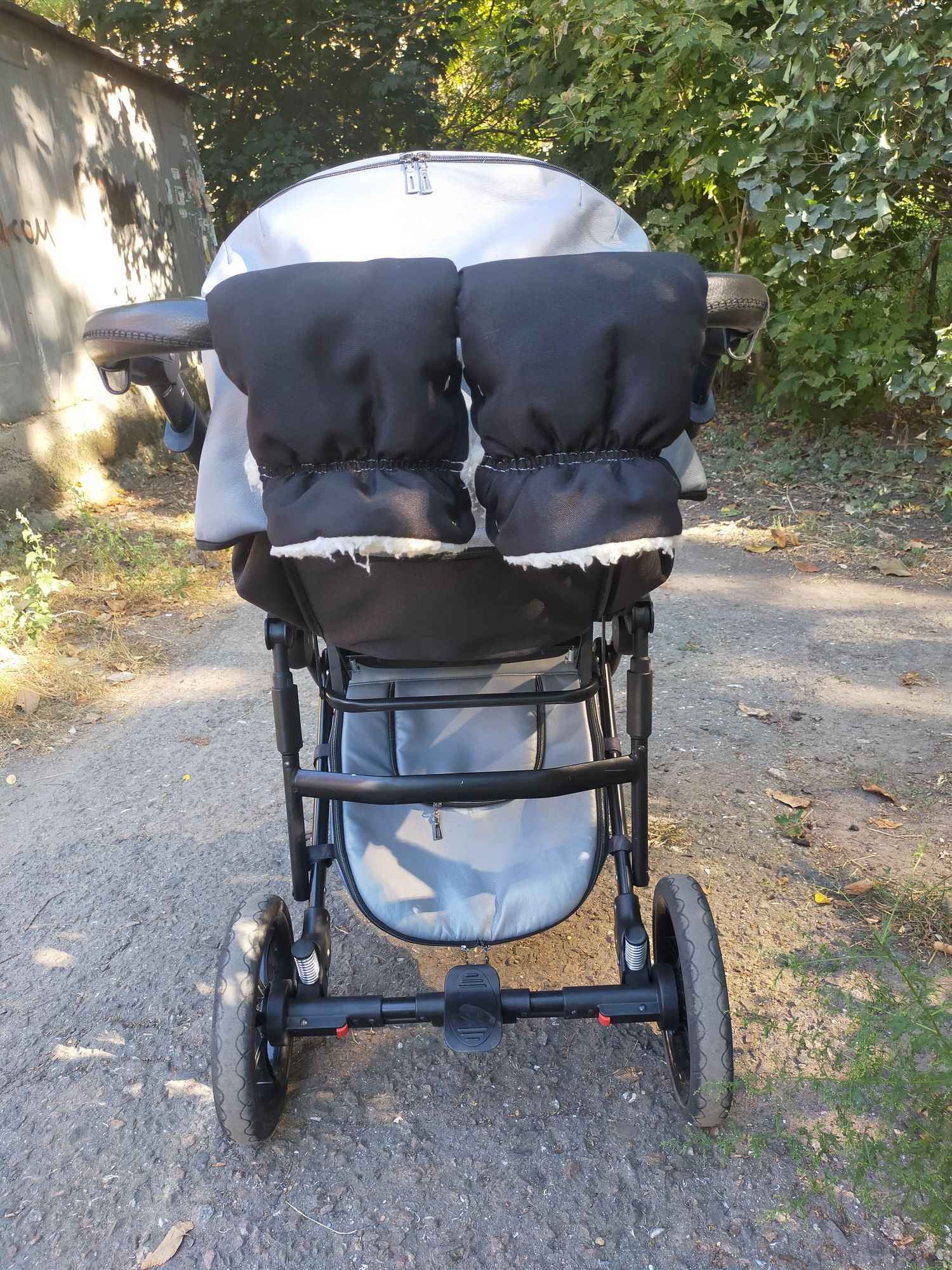 Серая коляска, большая коляска для ребенка