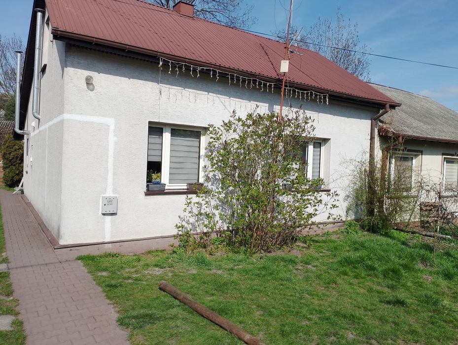Komfortowy domek z garażem i ogródkiem