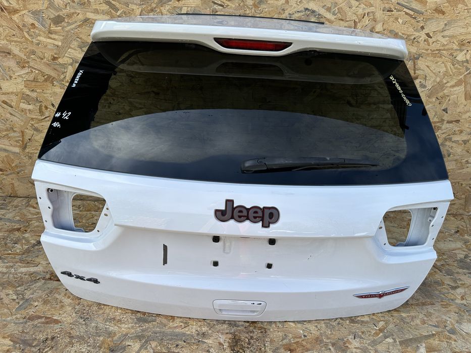 Jeep Grand cherokee Wk2 klapa bagaznika kompletna kamera TrailHawk