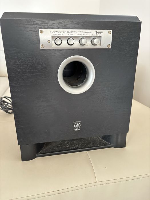 Subwoofer Yamaha YST-SW015 - como novo