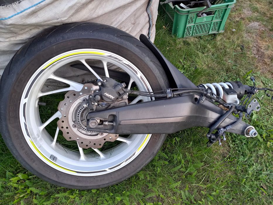 Honda cbr 650f silnik rama z dokumentami 16r. felga tarcze zaciski bok
