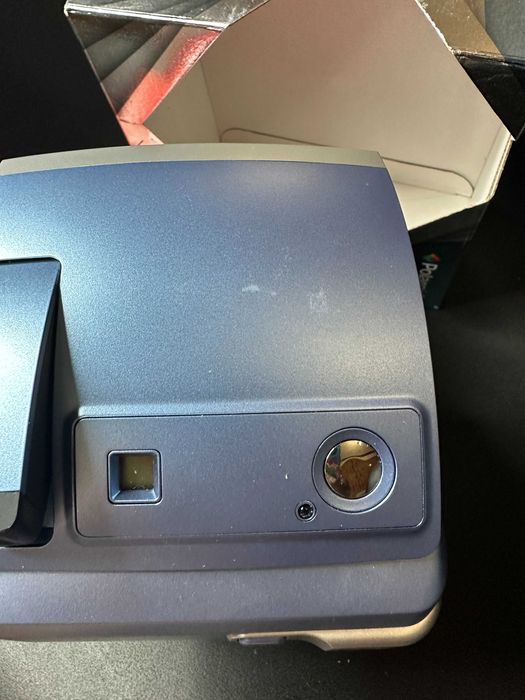 Рідкісний фотоапарат миттєвої зйомки  Polaroid 600 Instant