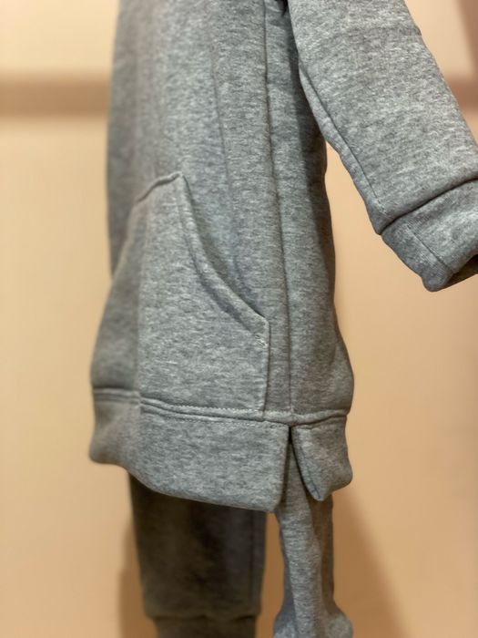 Теплий костюм у розмірі 98-104см для хлопчика і дівчинки, унісекс