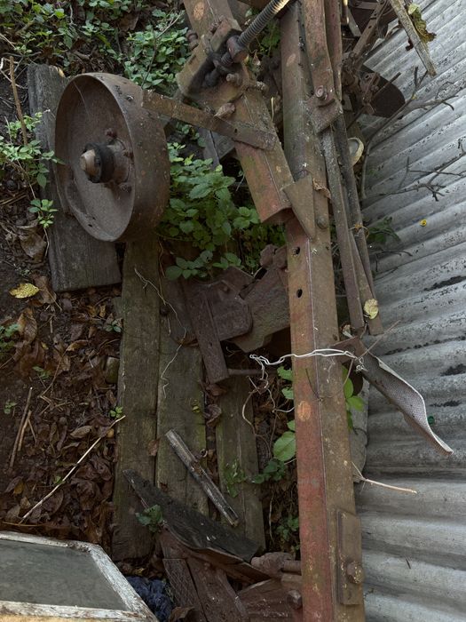 Ідеальний Плуг 3 корпуса в