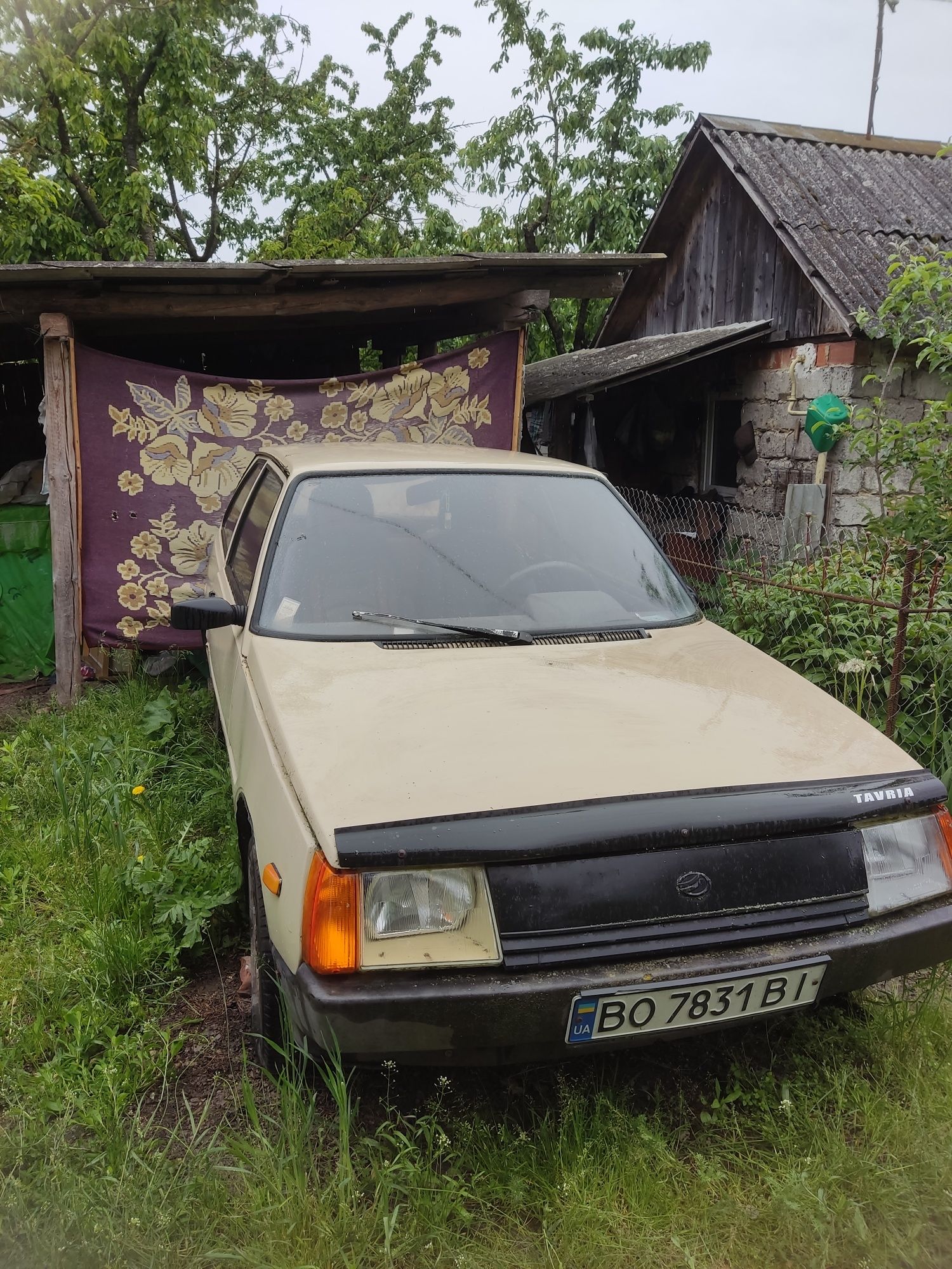 Продам таврію 1990 року