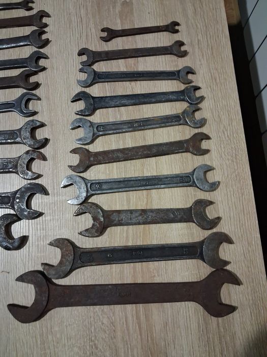 Klucze rolnicze z PRL płaskie