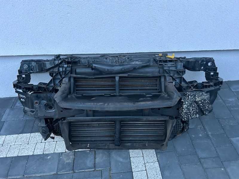 Pas przedni Focus MK3 1,6 benzyna