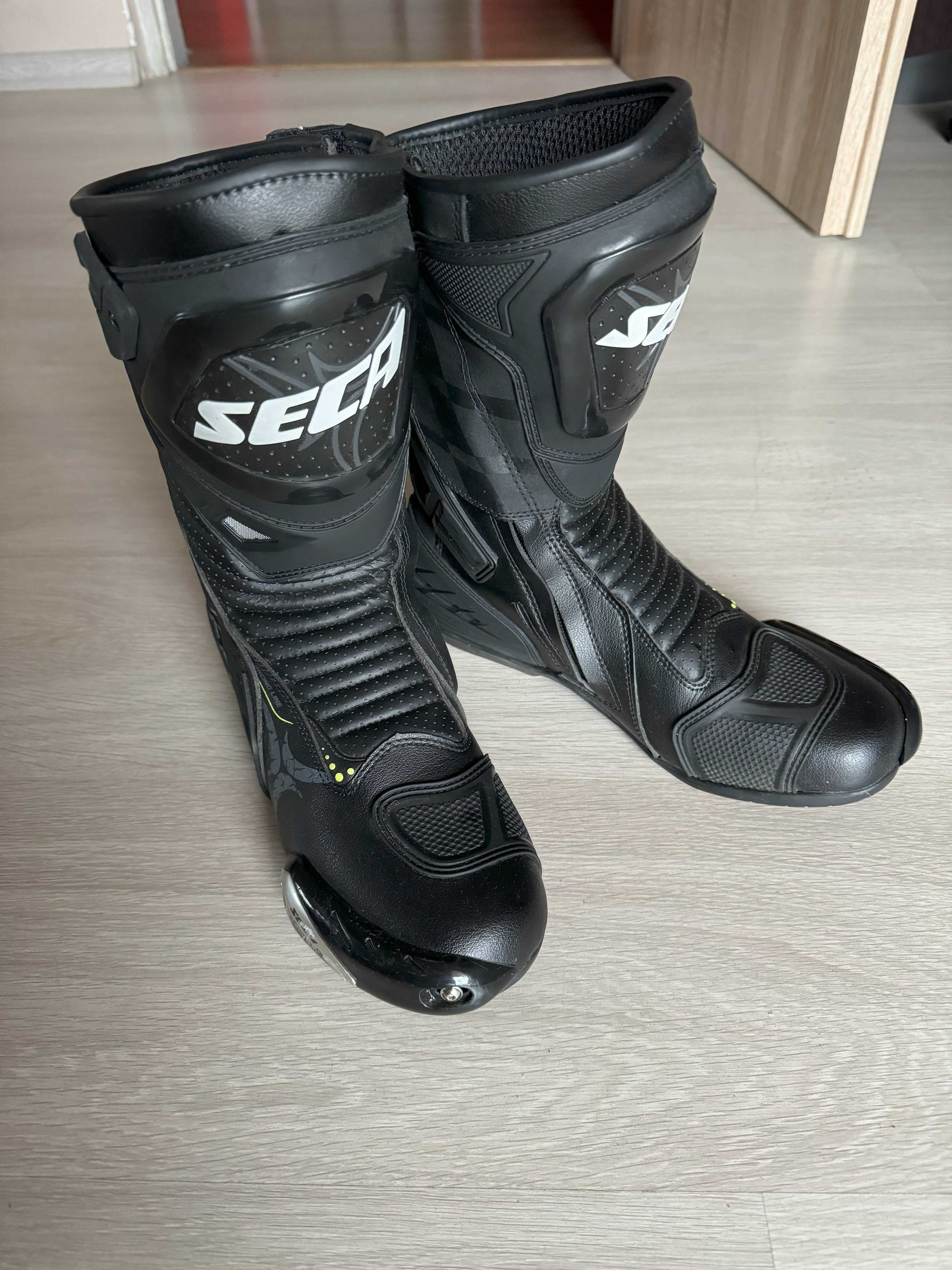 Buty motocyklowe długie sportowe, na ścigacz Seca Hyper r.43 czarne