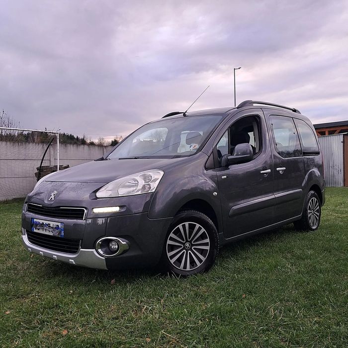 Peugeot Partner Wersja XTR bardzo mały przebieg 26tyś.km.