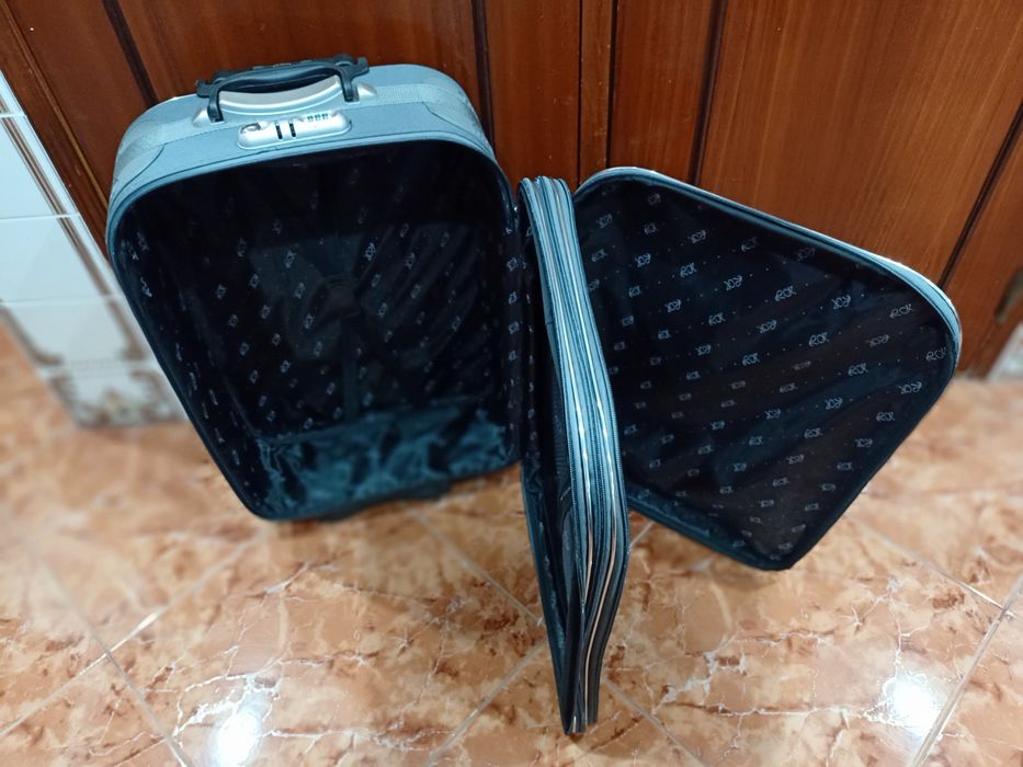 Mala malas de porão até 23 kg viagem casa quarto apartamento vivenda.