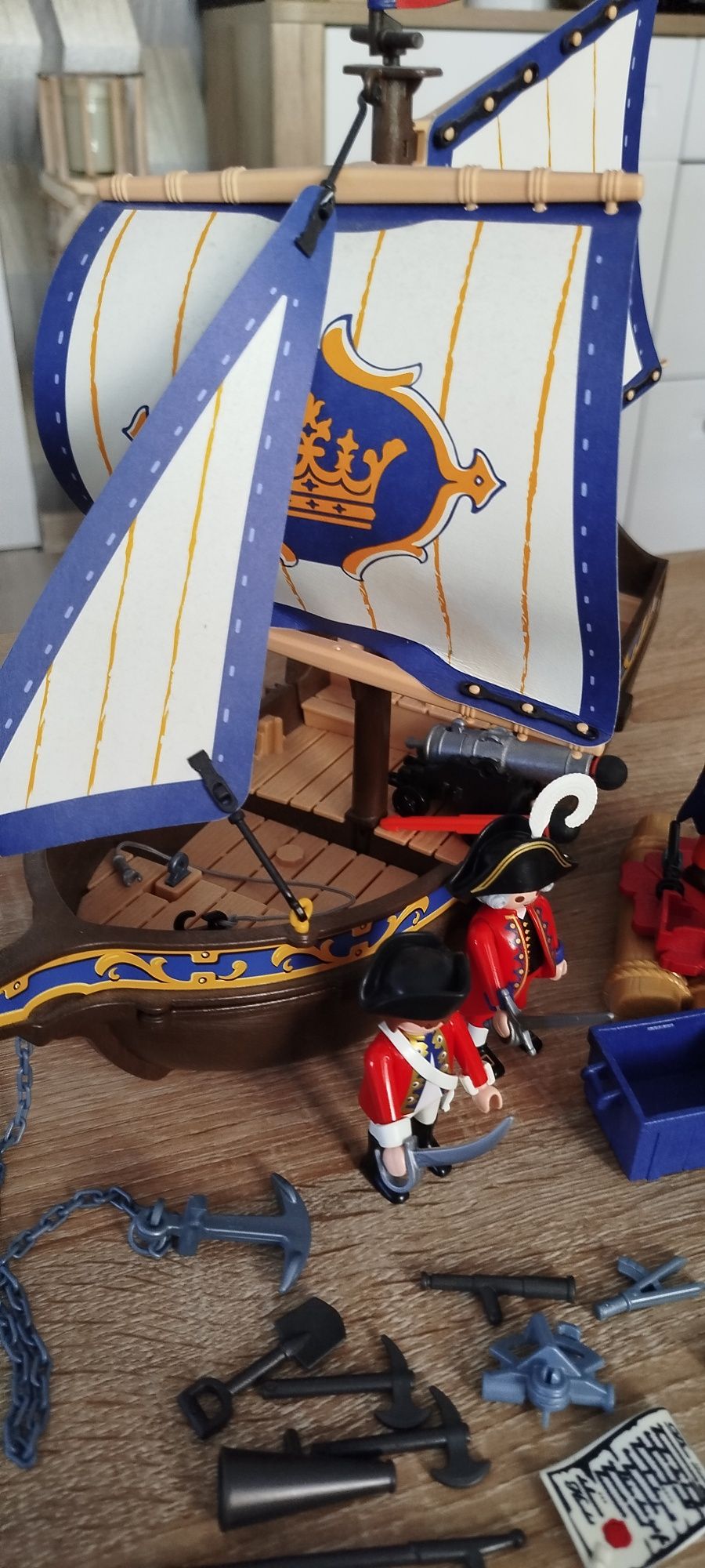 Sprzedam zestaw Playmobil- 70412.Statek Pirates Rotrok.