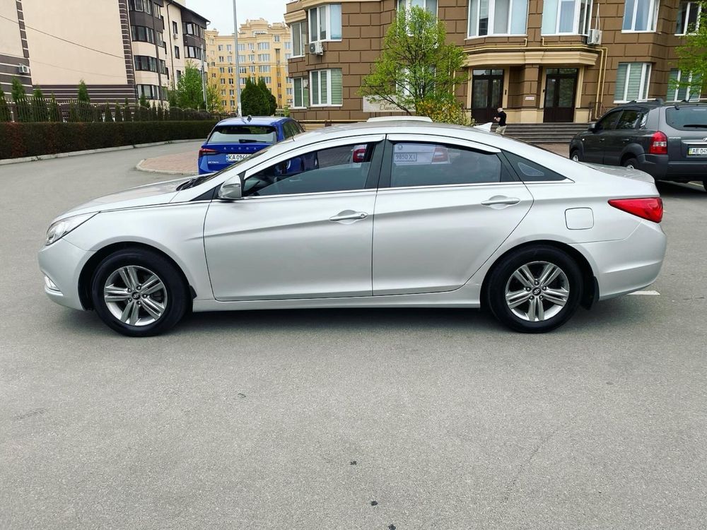 Hyundai Sonata 2.0 чистий газ