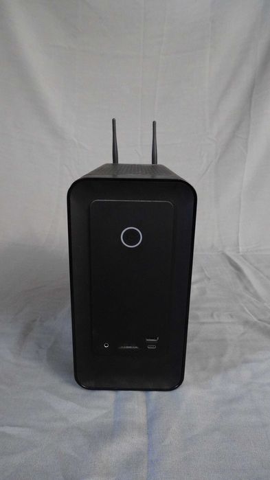 Komputer Zotac Magnus One | I7-10700 | 16GB RAM | 1TB SSD | Windows 11