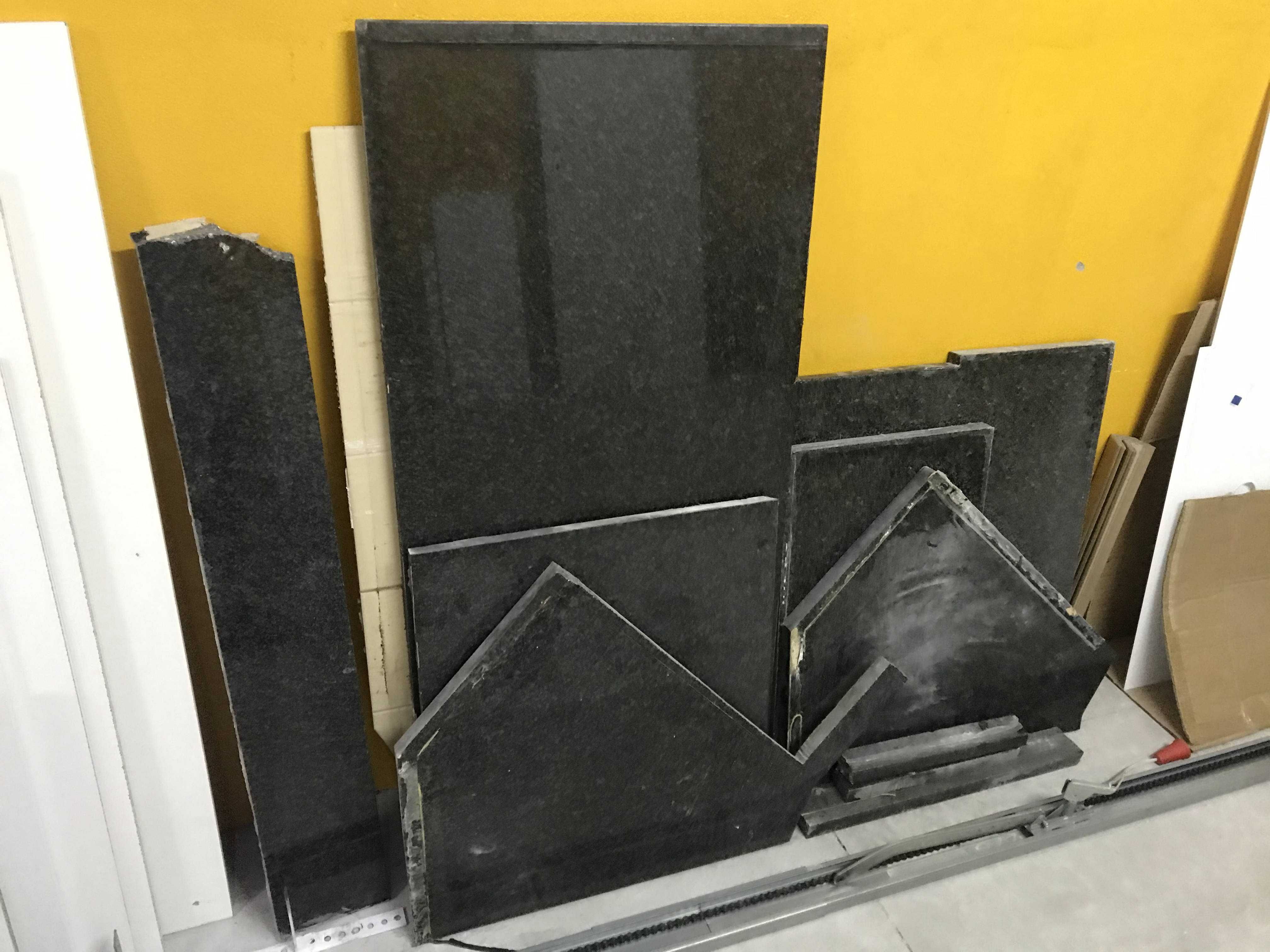 Conjunto de pedras em mármore preto - balcão ou mesa de cozinha