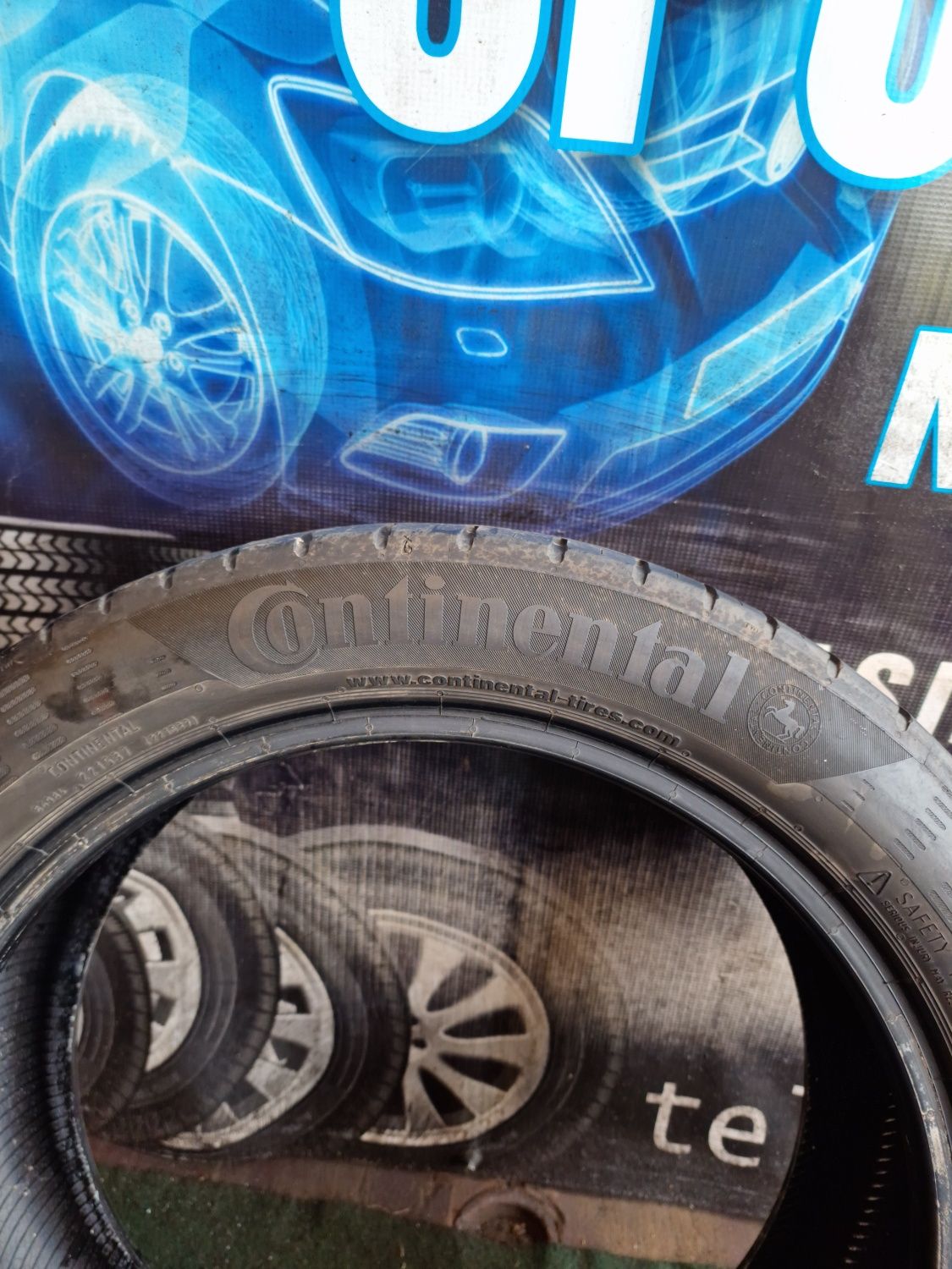 Opony letnie 205/50/17 Continental Para