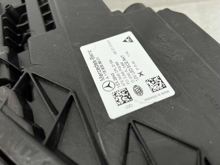 A1189068501 A1189068601 фара фари full led CLA w118 нові оригінал