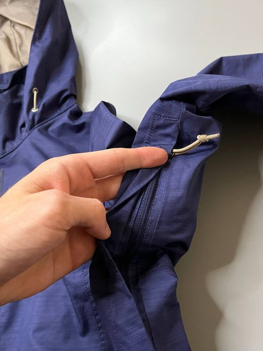 Унісекс вітровка від The North Face DryVent