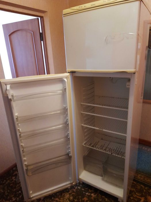 Холдильник Nord. Требуется заправка фреона.